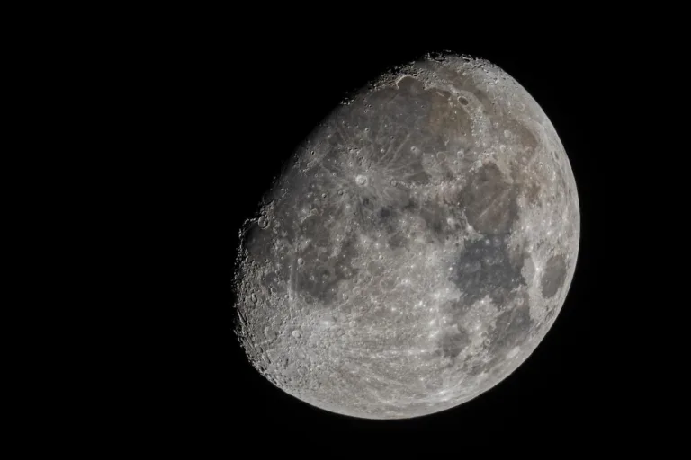 Misja Chang’e-6 na ciemną stronę księżyca