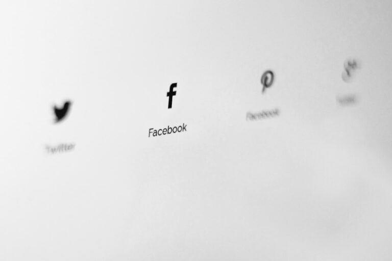 Awaria Facebooka 19 lipca 2026 — Meta milczy, świat czeka