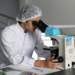 NVIDIA BioNeMo i Claude Science rewolucjonizują badania życia