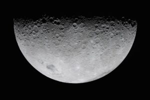 Drugi stopień Falcona 9 rozbił się o Księżyc. Krater ma 30 metrów