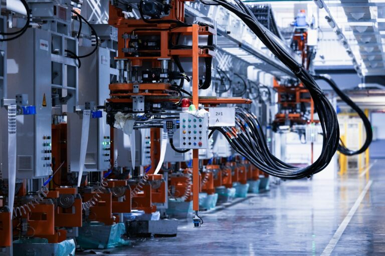 Samsung i Mistral AI rewolucjonizują produkcję chipów