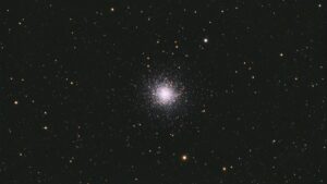 Omega Centauri – gromada skrywająca czarną dziurę