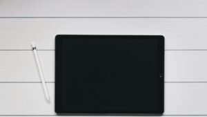Amazon Alexa Tablet z Androidem 16 i Google Play – koniec Fire OS
