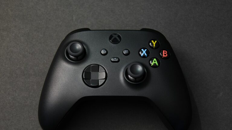 PS Plus w październiku 2026 – czy nowe gry odwrócą złą passę Sony?